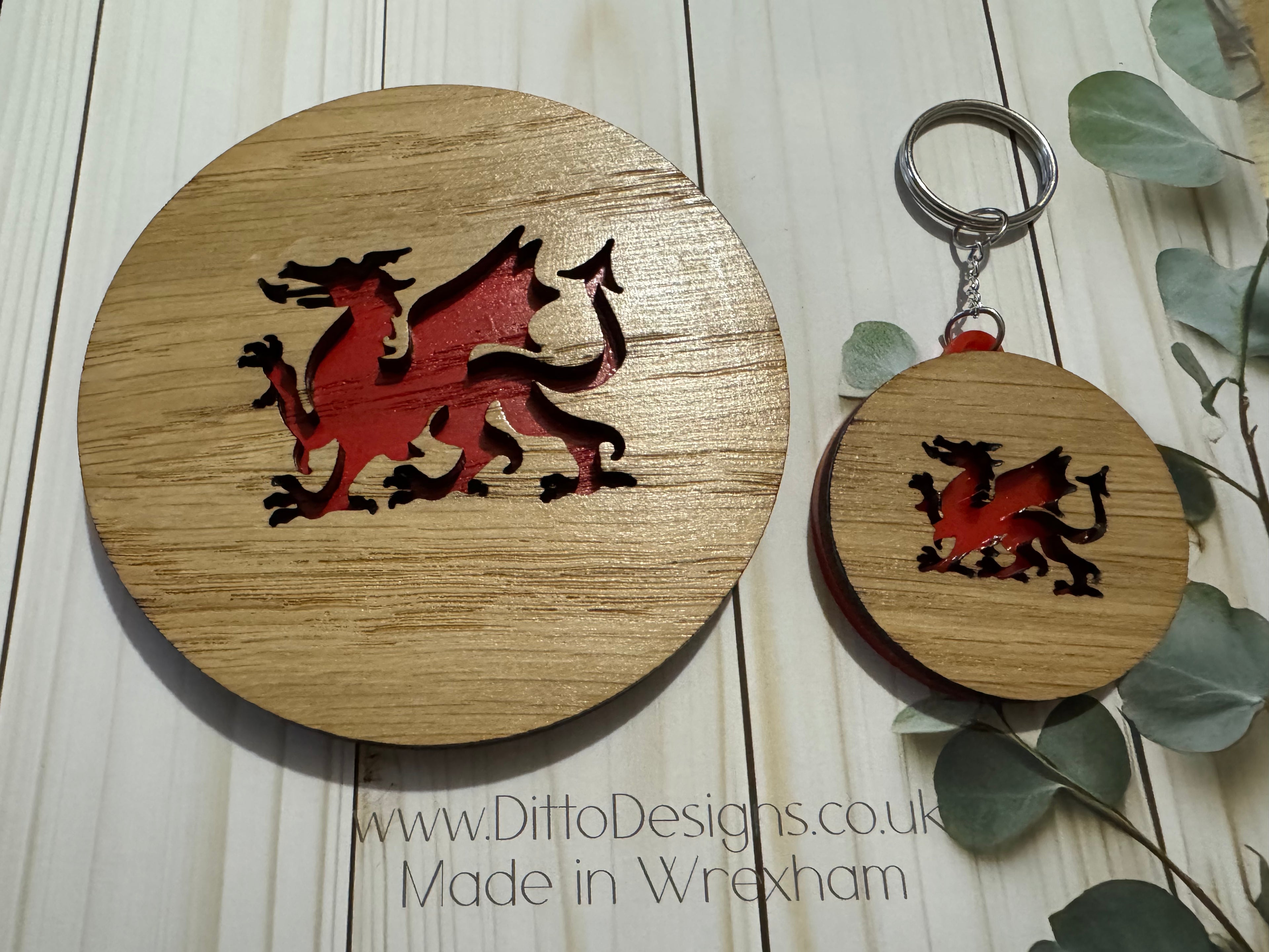 Welsh Oak Veneer  Coaster & Keyring Set