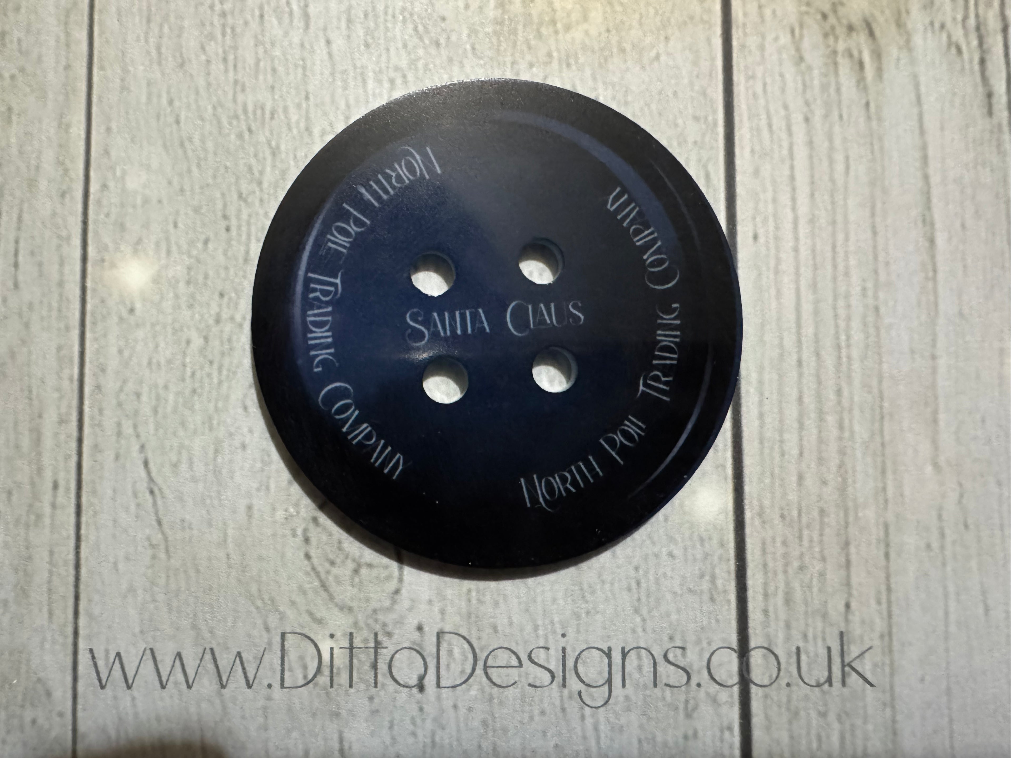 Santa / Father Christmas Lost Button