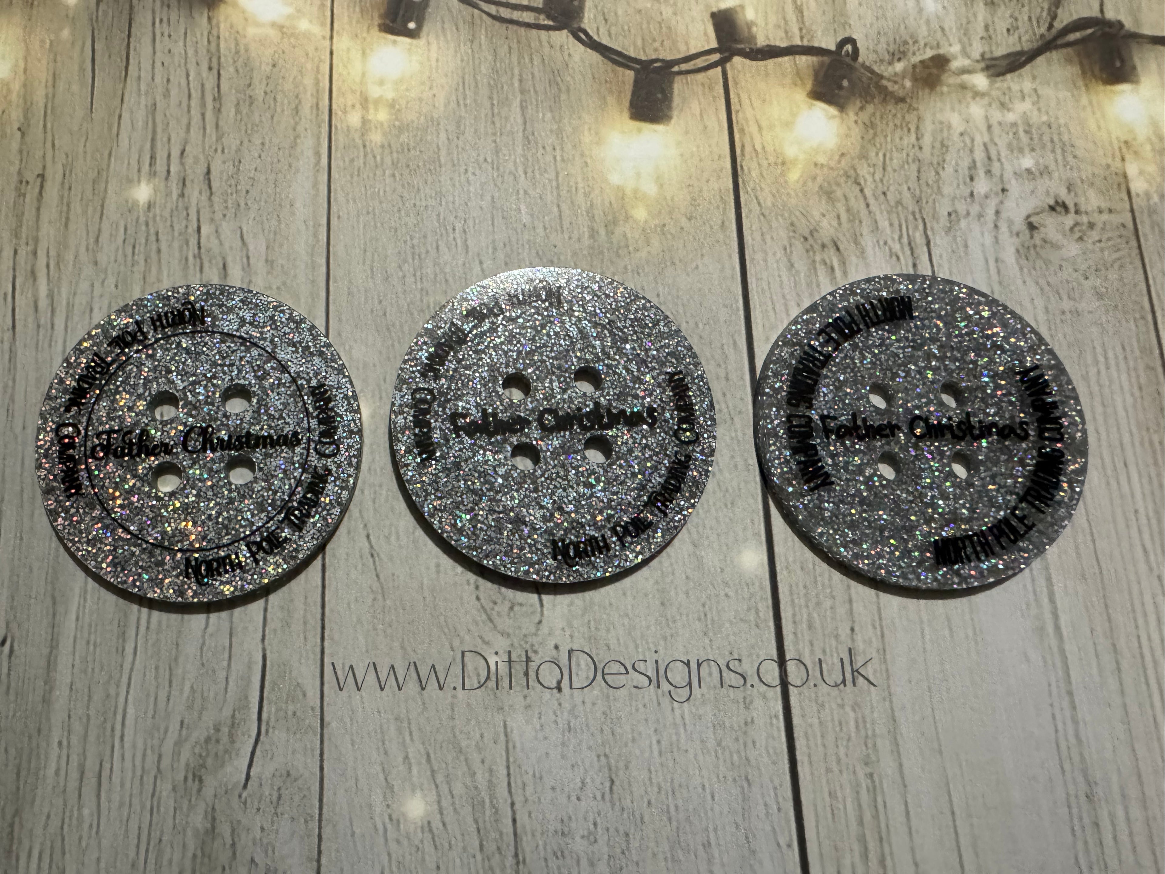 Santa / Father Christmas Lost Button