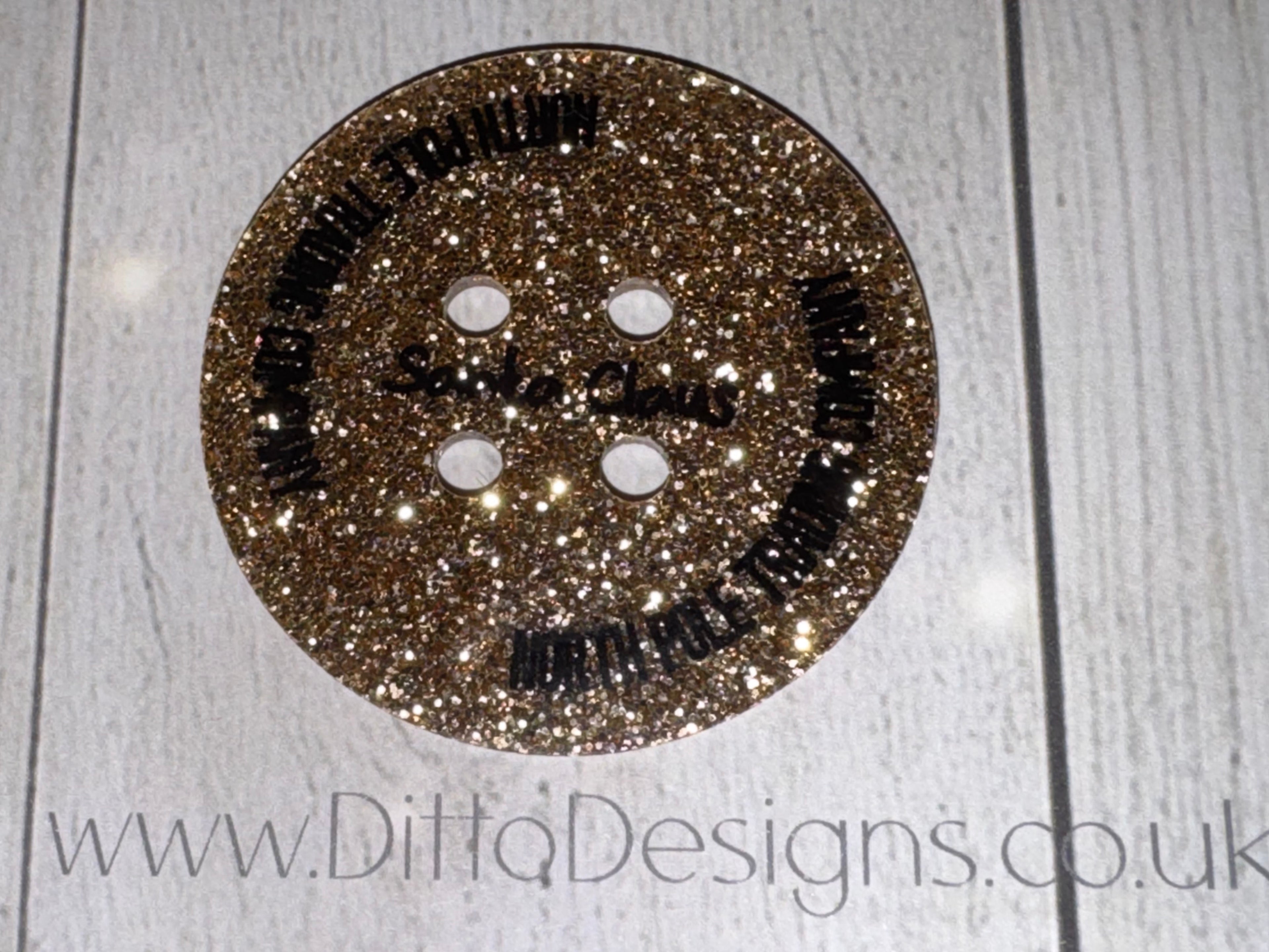 Santa / Father Christmas Lost Button