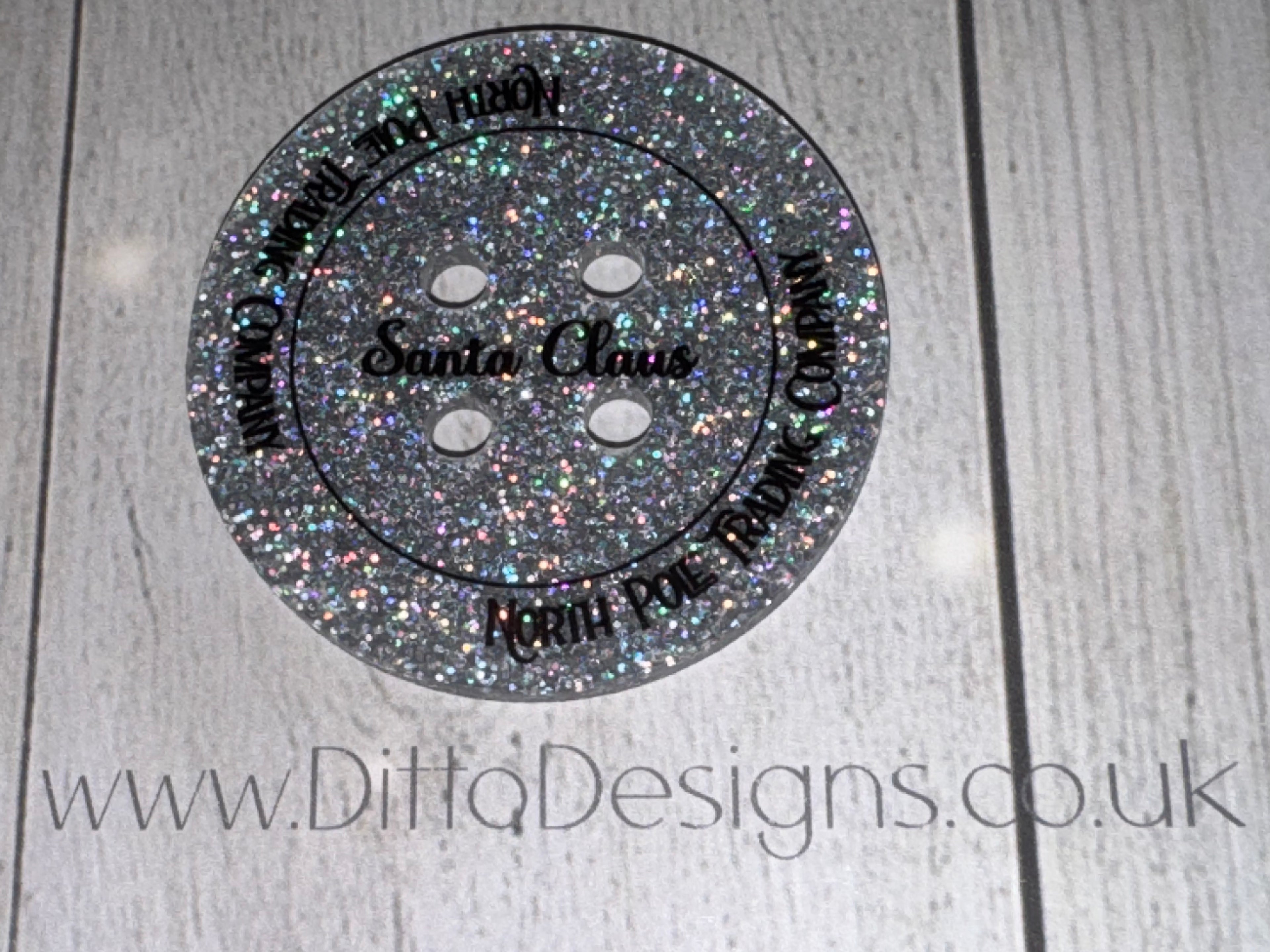 Santa / Father Christmas Lost Button